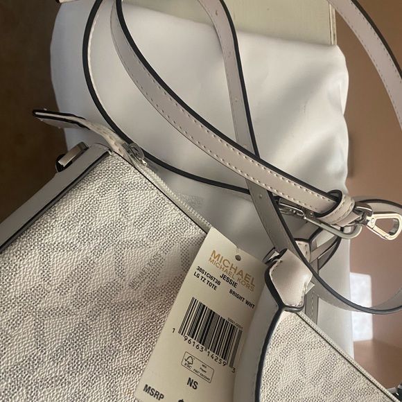 Coach Jessie tote with tags - Picture 5 of 5